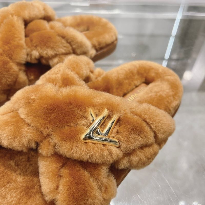 Louis Vuitton Slippers